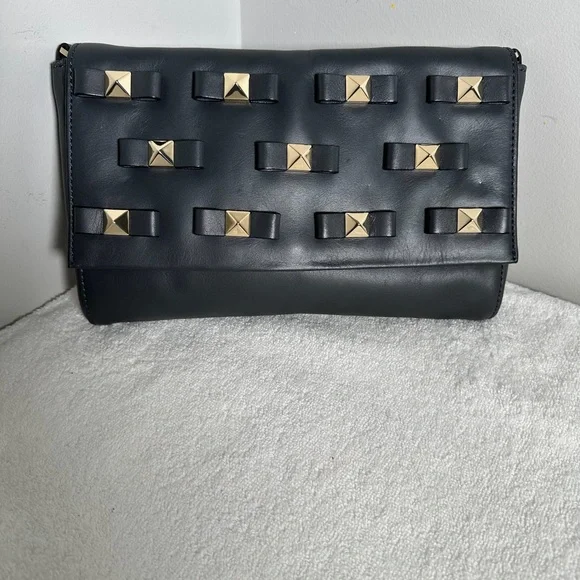 Kate Spade Bow Terrace Felisha Clutch - Picture 9 of 10